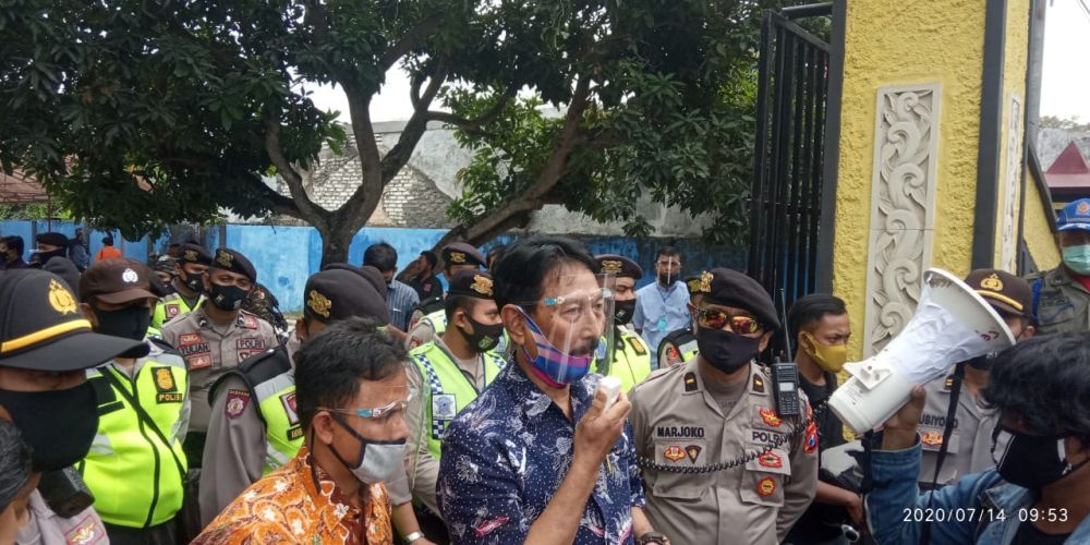Mahasiswa Gempar Gruduk Dispenduk Capil Bangkalan