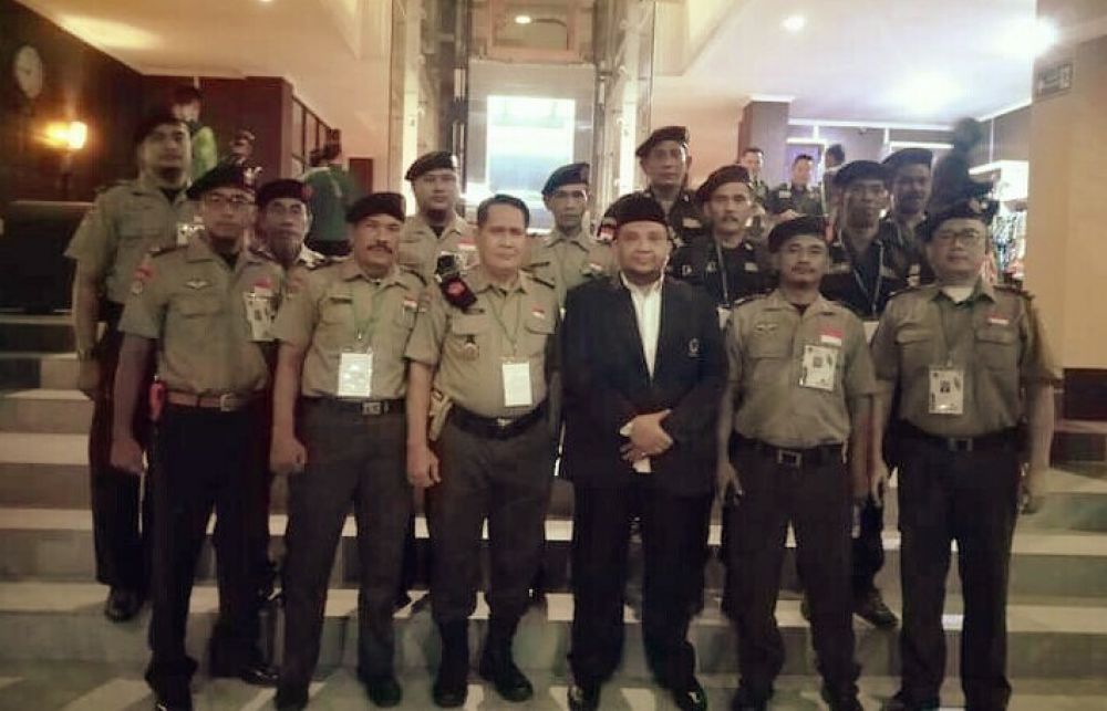 Pengurus Komando Pusat Brigade Hizbullah bersama Sekjen PBB Afriansyah Noor