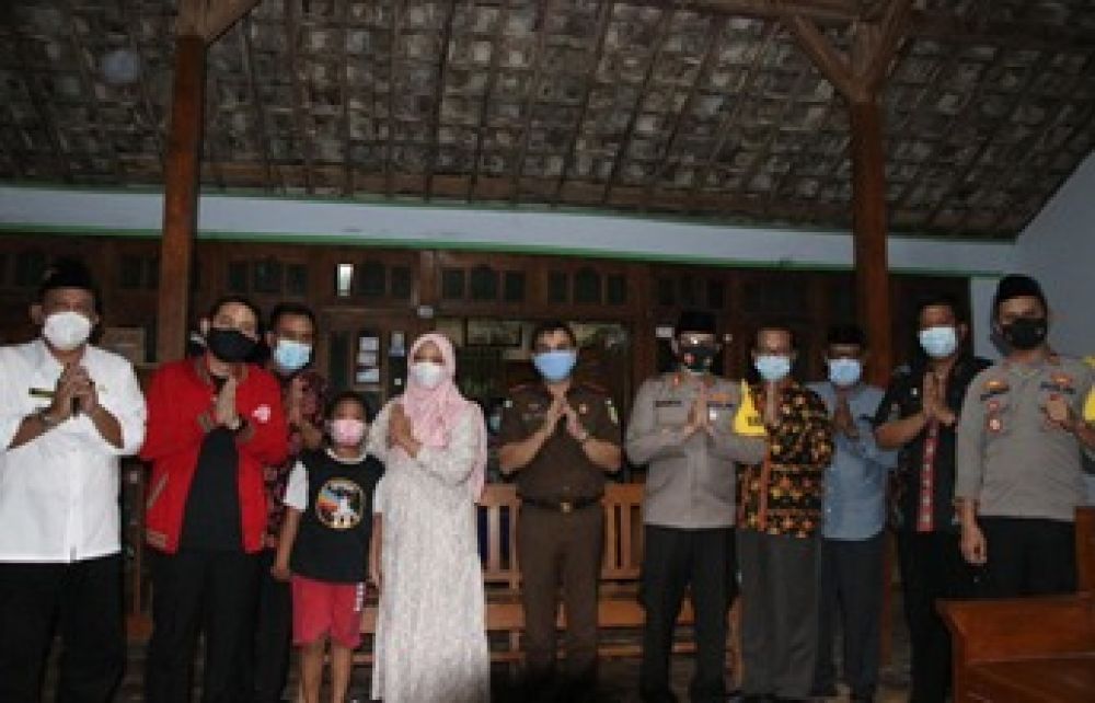 Kapolres Jajaran Polda Jatim Peduli Keluarga Korban KRI Nanggala 402