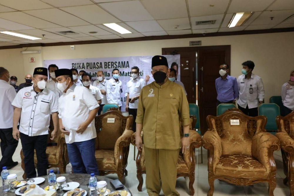 Ketua DPD RI menghadiri Buka Bersama FOKUS (Forum Komunikasi Staff Anggota DPD RI) di Kantor DPD Senayan, Jakarta, Senin, 3 Mei 2021