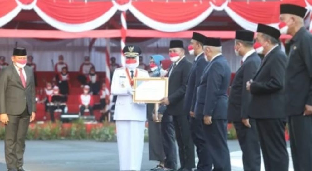 Pemkab Sampang Raih Nomor Induk Koprasi Terbaik ke-3 se-Jawa Timur 