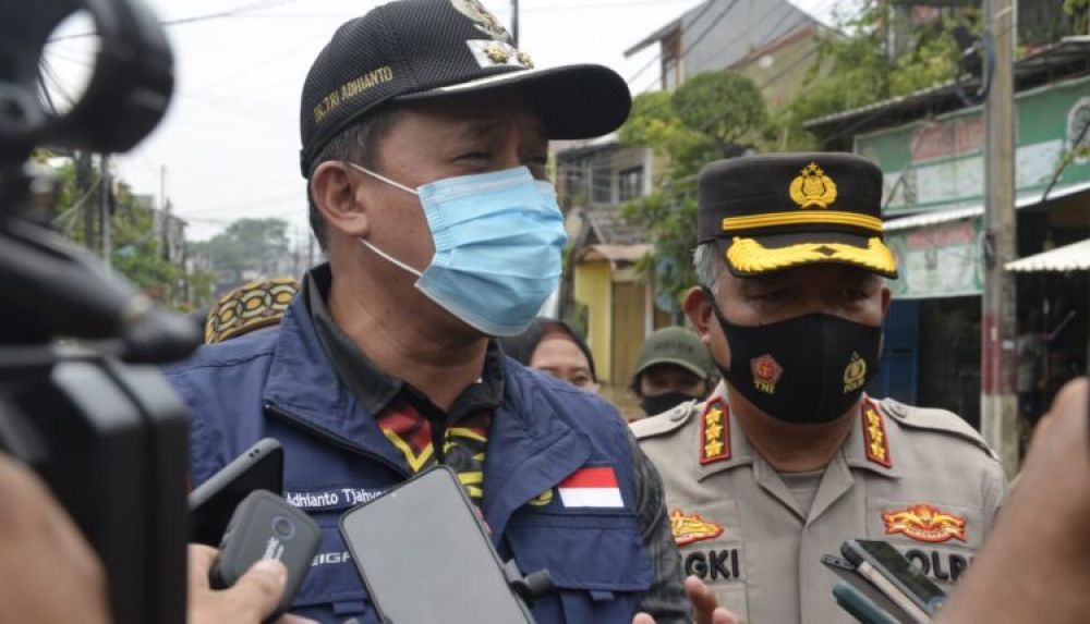 Plt Wali Kota Bekasj Tri Adhianto