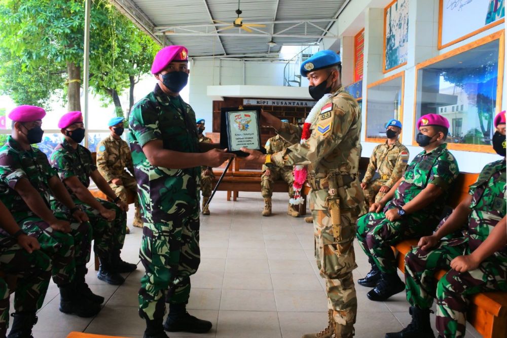 Komandan Resimen Artileri 2 Marinir Pasmar 2 Sambut Prajuritnya