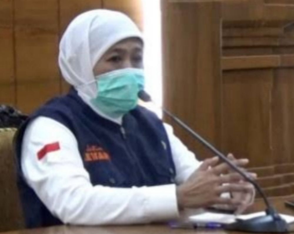 Khofifah Izinkan Sholat Ied  di Masjid, IDI Sarankan Batalkan Izin