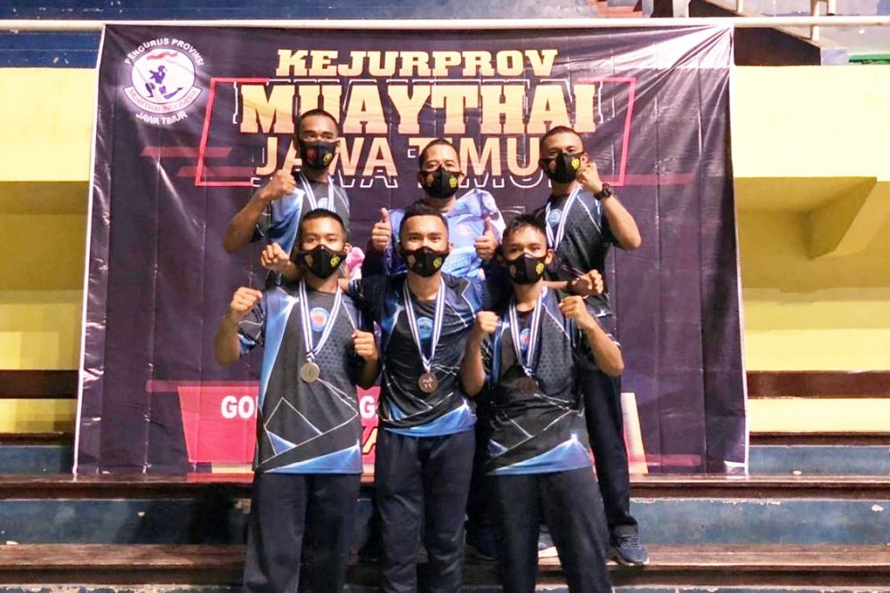 Atlet Muay Thai Menart 2 Mar Sabet Medali Emas di Banyuwangi 