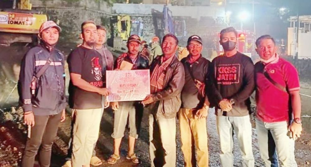 KKSS Jawa Timur Peduli Korban Bencana Banjir Bandang Kota Batu 