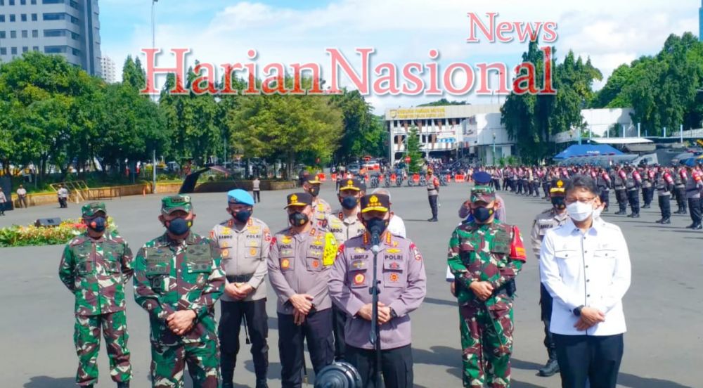 Sebagai Tracer Penyebaran Covid, Kapolri Lepas 40.366 Bhabinkamtibmas