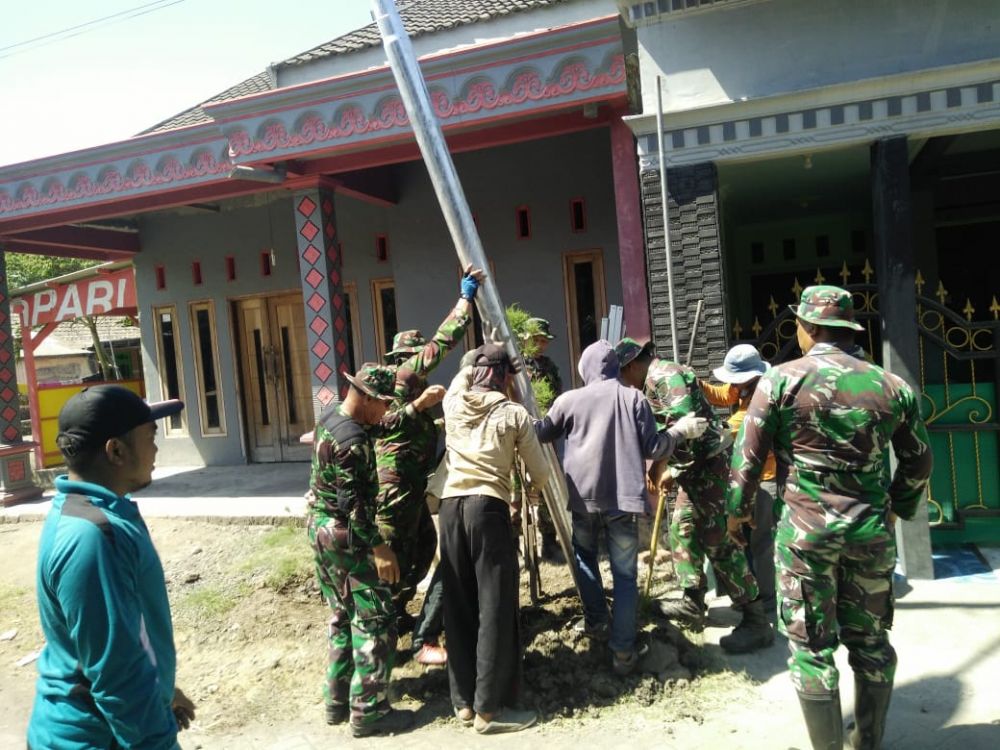 Wujud Kepedulian Satgas TMMD Terhadap Sarana Umum Masyarakat